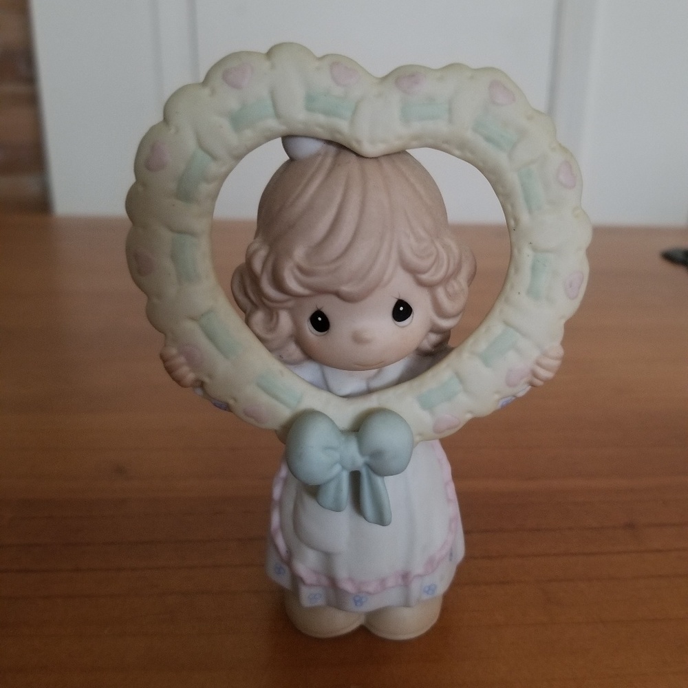 Precious Moments Figurine